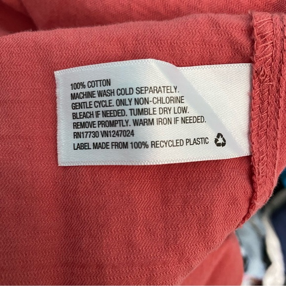 Ava & Viv Women's Long Sleeve Peplum Top in Coral Red Smocked with Tie 3X - Picture 4 of 7